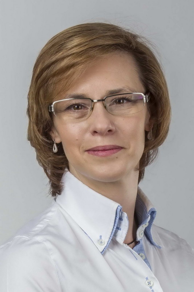 dr Agnieszka Serwacka